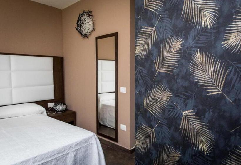 민박 4essences Boutique Rooms