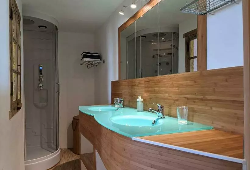 ベッドアンドブレックファースト La Caminada Vielha