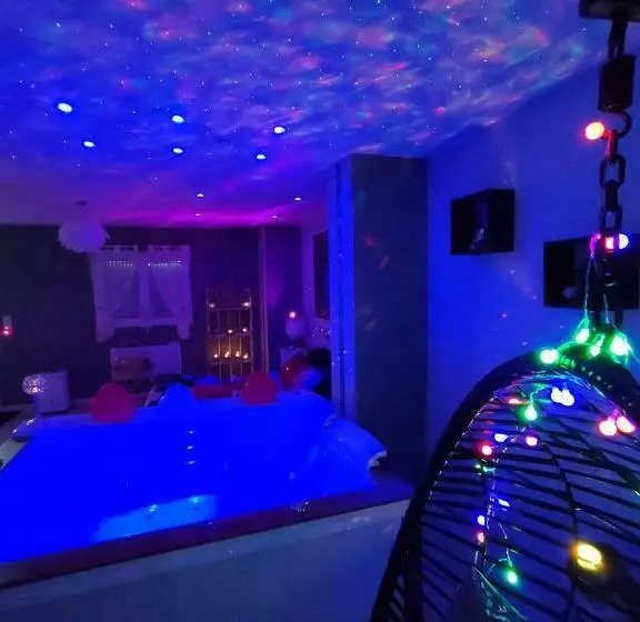 Aamiaismajoitus (B&B) Loft Avec Baignoire Spa Lécrin Romantique