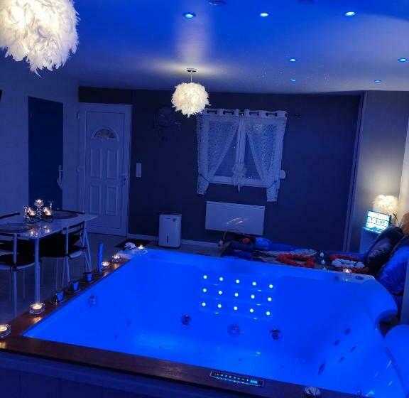 צימר Loft Avec Baignoire Spa Lécrin Romantique