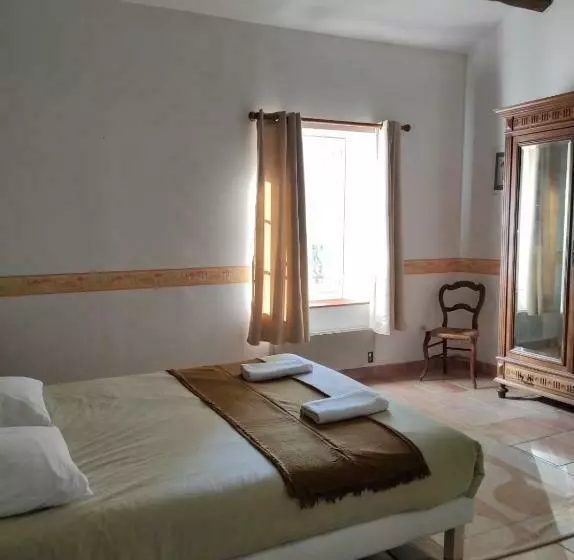 ベッドアンドブレックファースト La Pampa En Provence   Les Suites Privatives