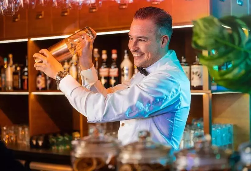 Hotelli Plopsaland Theater