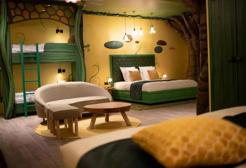 Hotelli Plopsaland Theater