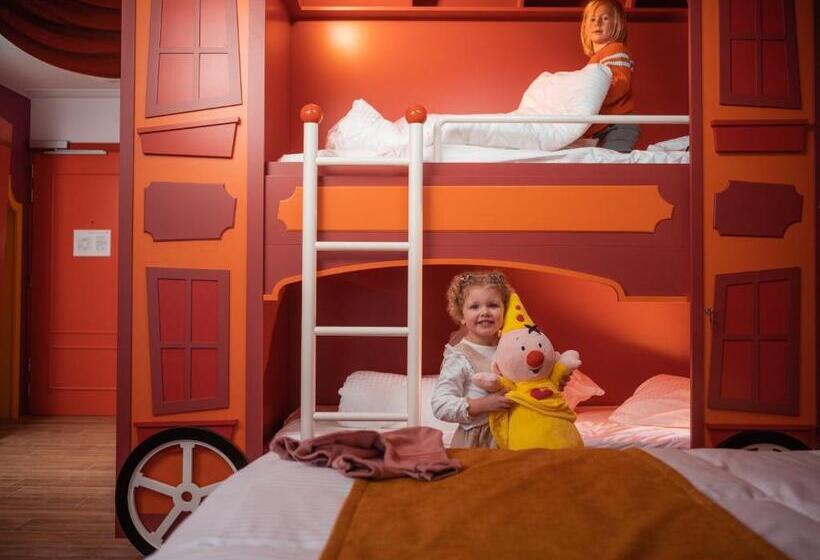 هتل Plopsaland Theater