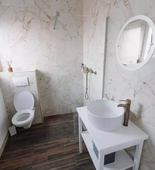 ペンション The Corner50