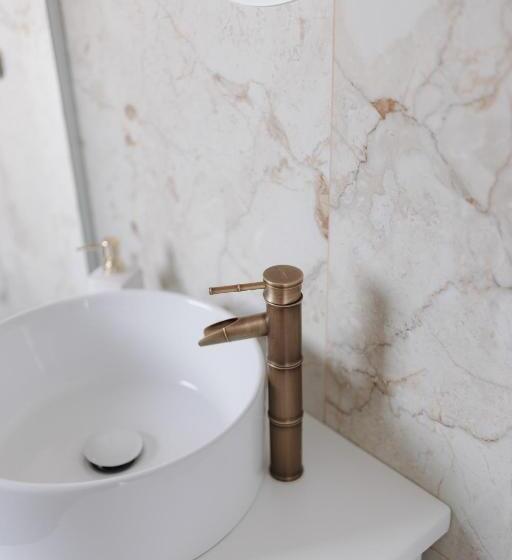 پانسیون The Corner50