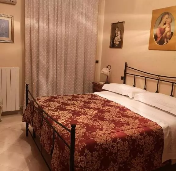 پانسیون Villa Italia