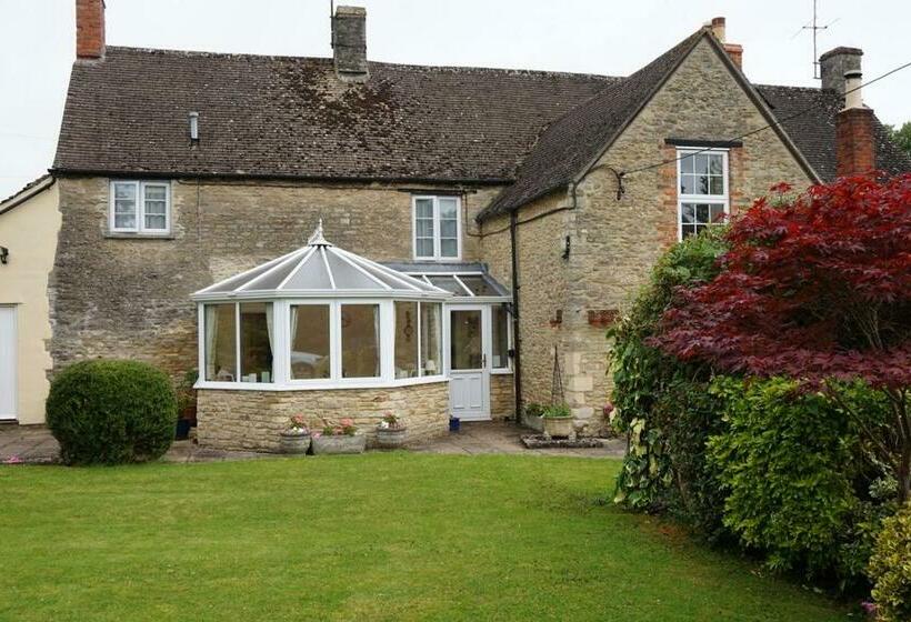 The Nurseries Bed And Breakfast Fairford