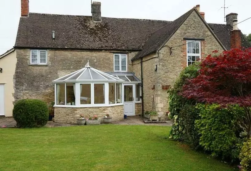 The Nurseries Bed And Breakfast Fairford
