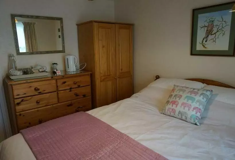 The Nurseries Bed And Breakfast Fairford