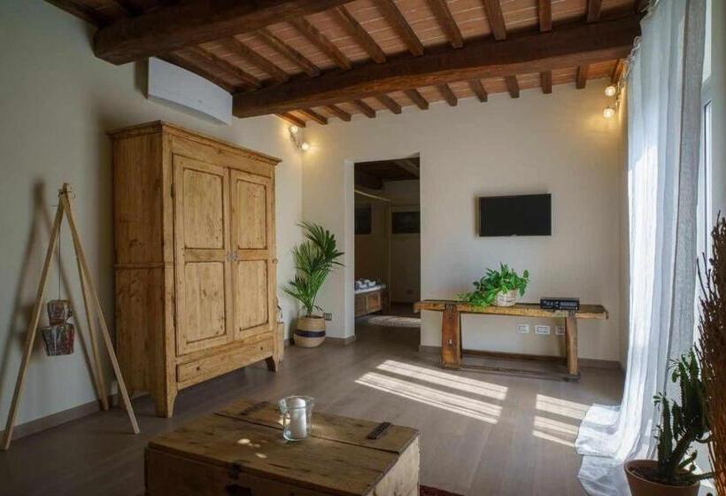 Bed and Breakfast Alba Morus Bed E Breakfast Sentiti A Casa Nel Cuore Della Toscana