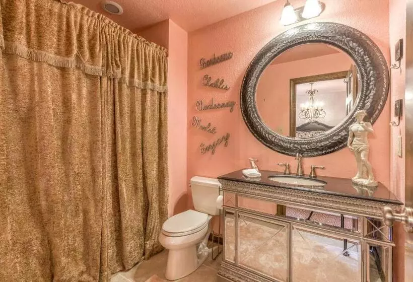 Aamiaismajoitus (B&B) The Funky Monkey Inn