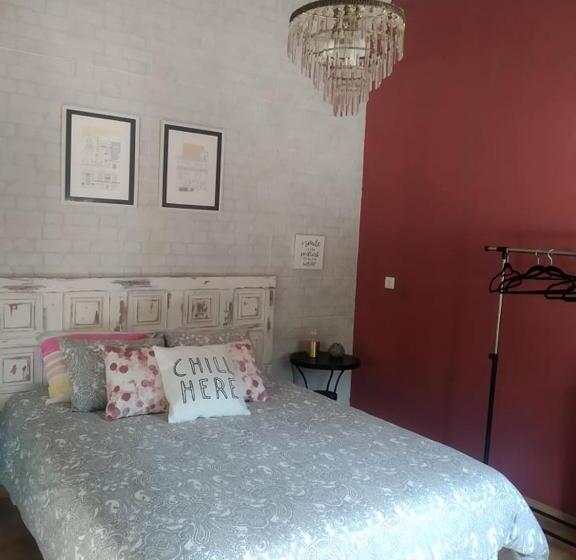 بنسيون Del Rey Guest House