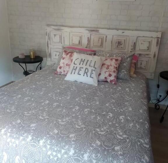 بنسيون Del Rey Guest House