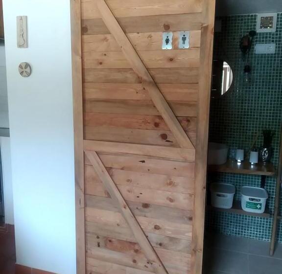 بنسيون Del Rey Guest House