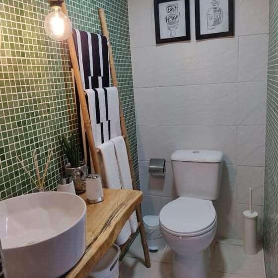 بنسيون Del Rey Guest House