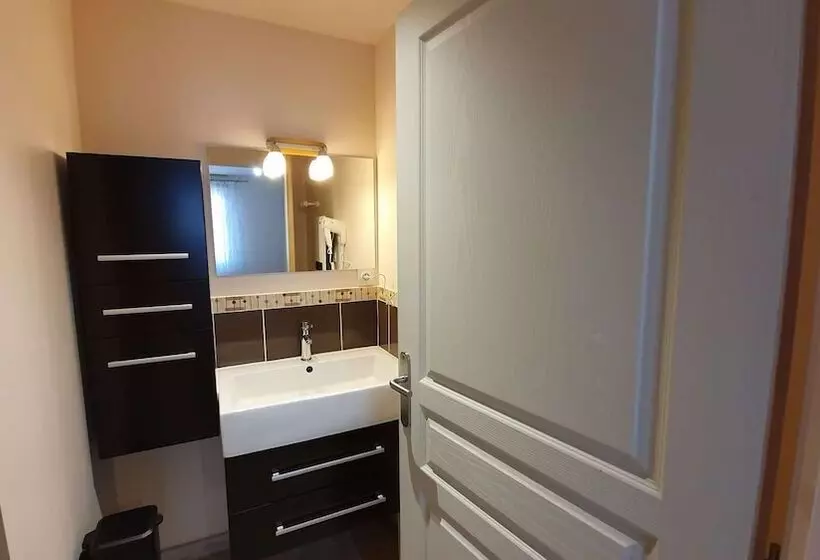 Majatalo Domaine Du Cardou