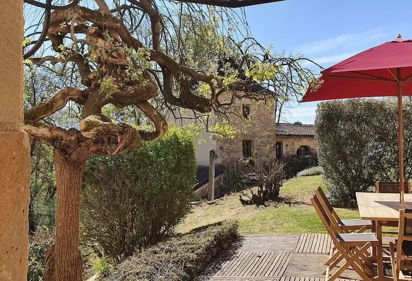 Majatalo Domaine Du Cardou