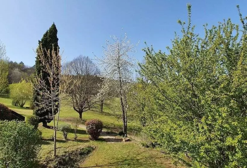 Majatalo Domaine Du Cardou