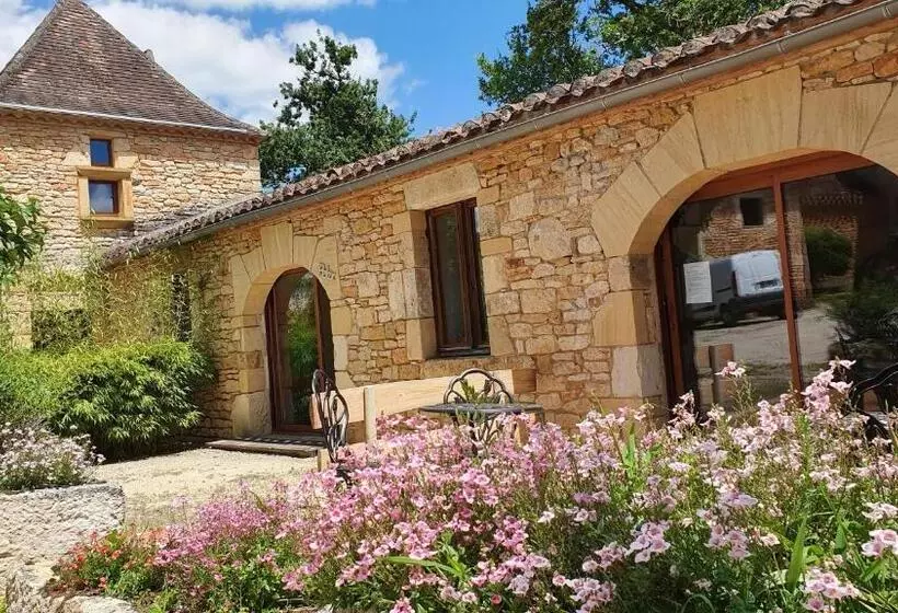 Majatalo Domaine Du Cardou