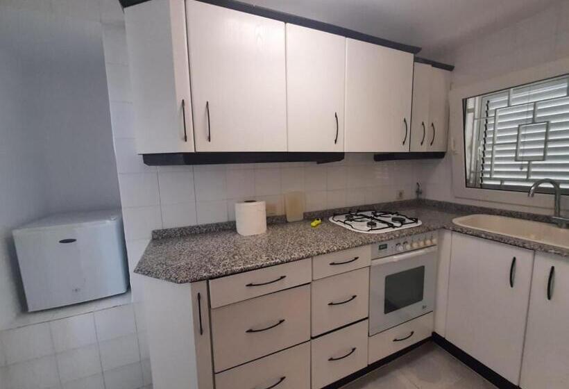 פנסיון La Vista Al Mar