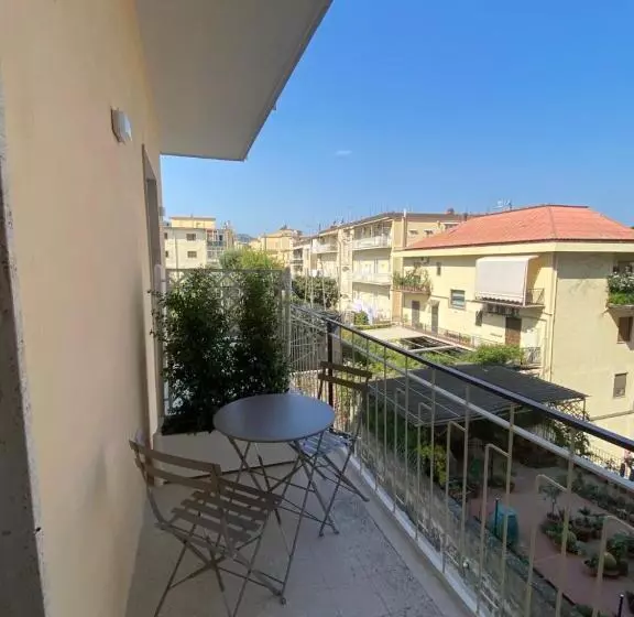 ペンション Pianohome Sorrento