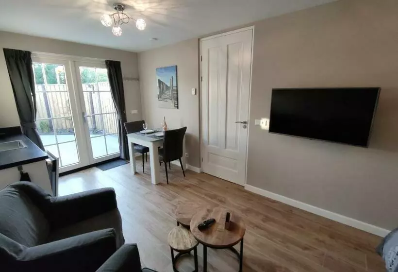 Aamiaismajoitus (B&B) Luxe Kamer Aan Zee