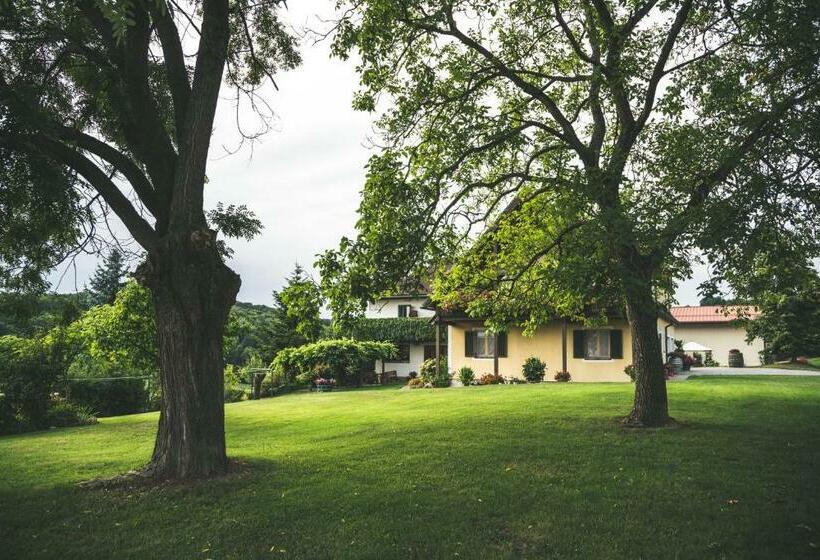 민박 Wein & Gästehof Erlacher