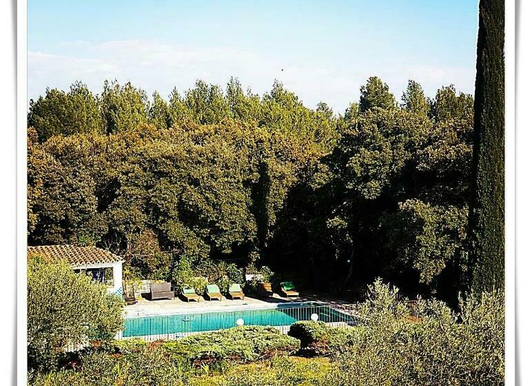 بنسيون Domaine Colibri En Provence