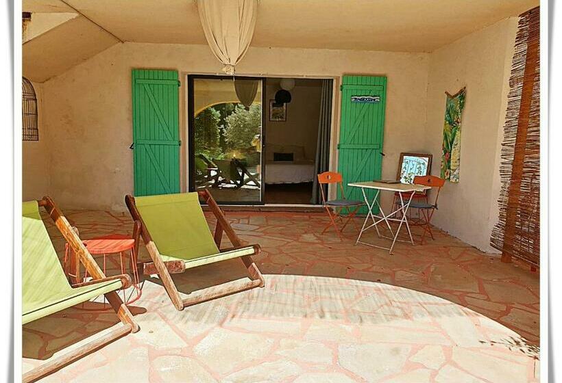 بنسيون Domaine Colibri En Provence