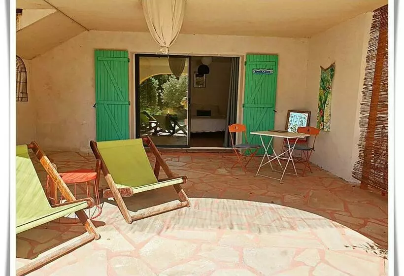 پانسیون Domaine Colibri En Provence