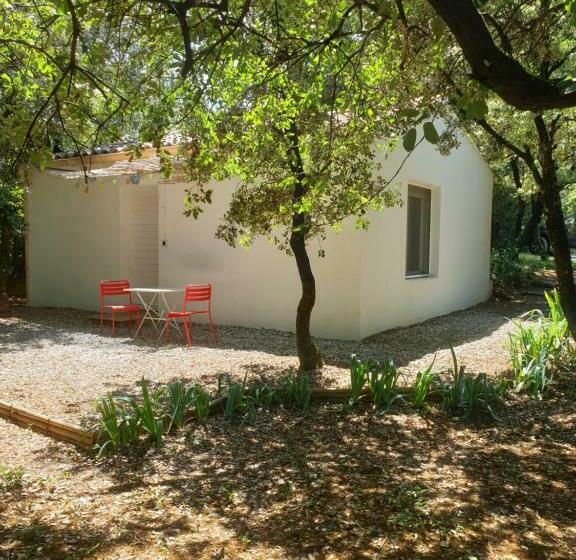 بنسيون Domaine Colibri En Provence