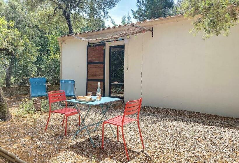 بنسيون Domaine Colibri En Provence