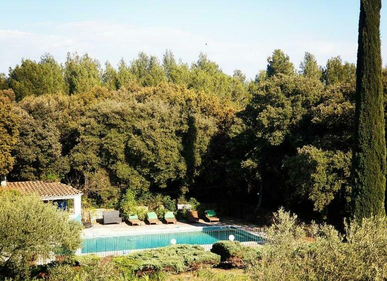 بنسيون Domaine Colibri En Provence