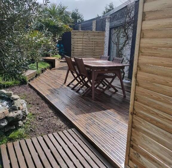 بنسيون émeraude