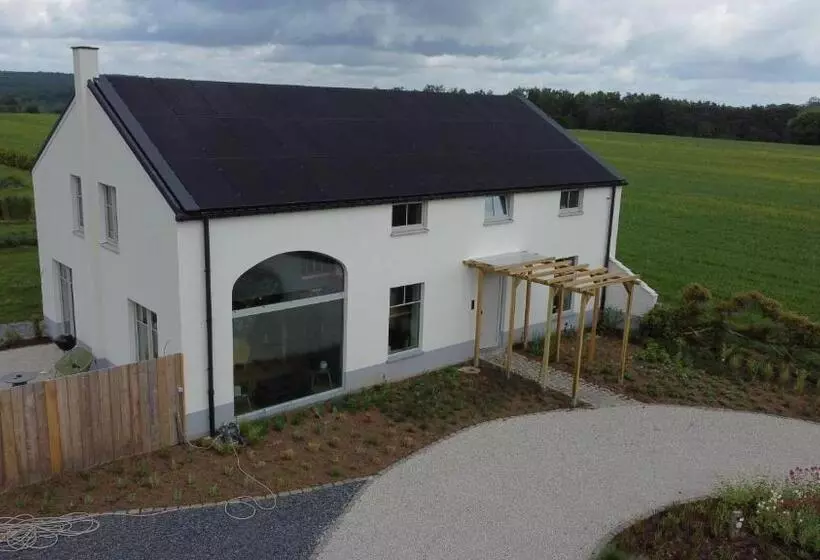 Aamiaismajoitus (B&B) Entre Champs