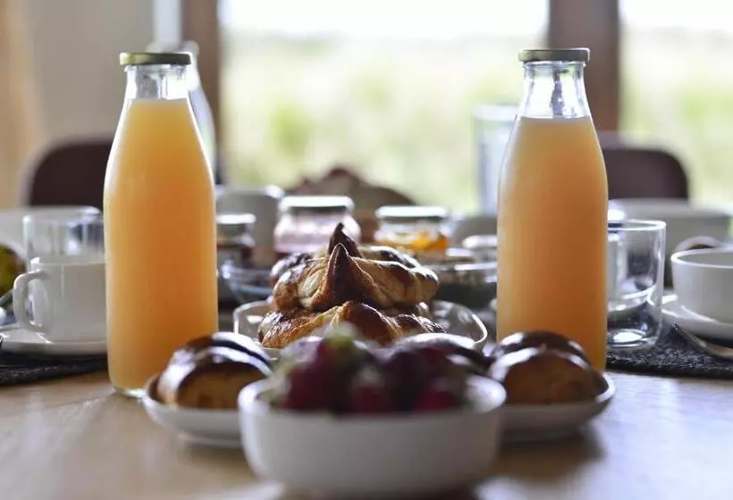 Aamiaismajoitus (B&B) Entre Champs