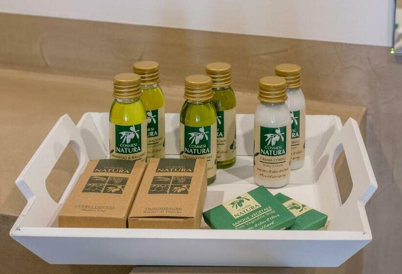 مبيت وإفطار Villa Domitia Chambre D Hôtes Luberon