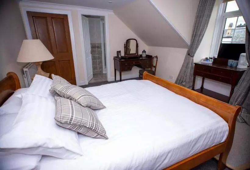 Majatalo Braeside Guest House, Loch Lomond