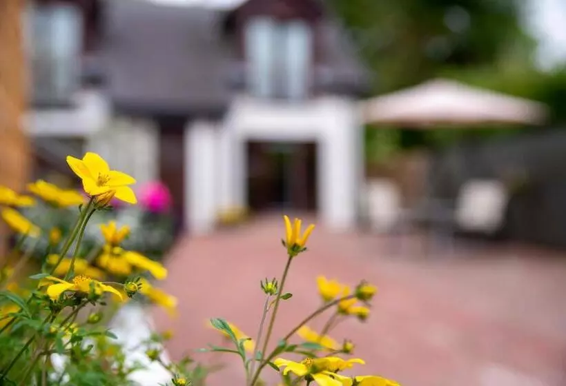 Majatalo Braeside Guest House, Loch Lomond