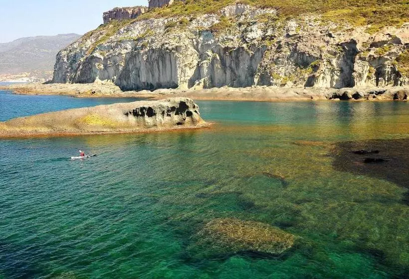 ペンション Camere O Appartamento Intero In Locazione In Pittinuri