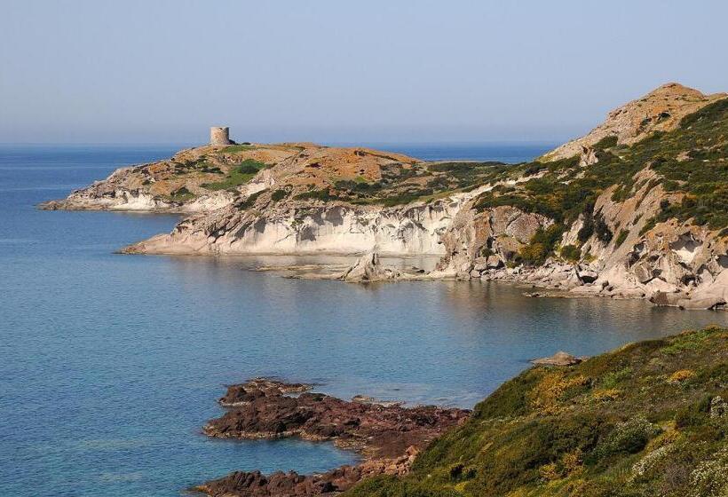 פנסיון Camere O Appartamento Intero In Locazione In Pittinuri