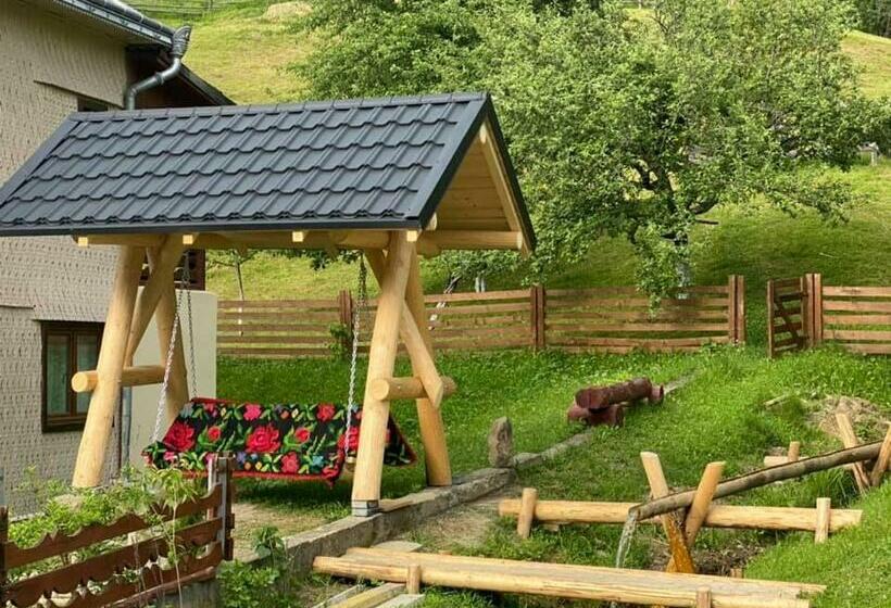Пансион Casa Agroturistica Tarancuta Din Vatra Moldovitei