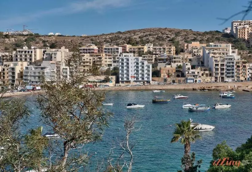 پانسیون Seaview Stays