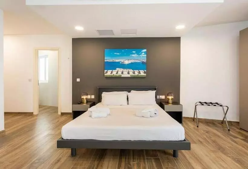 پانسیون Seaview Stays
