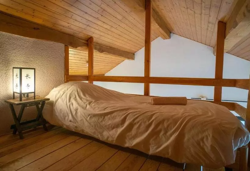 ペンション Lou Rey éco Hameau   Gîte, Chambre D Hôtes & Table D Hôtes