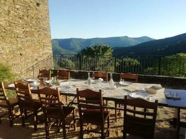 ペンション Lou Rey éco Hameau   Gîte, Chambre D Hôtes & Table D Hôtes