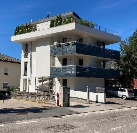 פנסיון Villa Greta