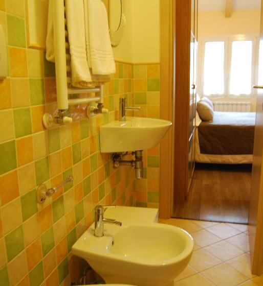 مبيت وإفطار Burlamacco Gold