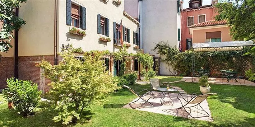 Hotelli Casa Rezzonico